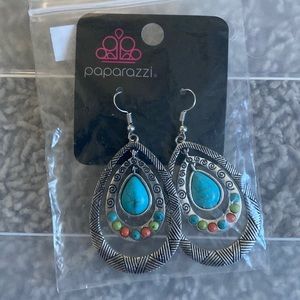 Women’s silver/turquoise earrings